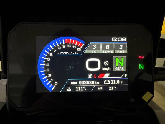 SUZUKI V-STROM 1050XT ABS SUZUKI V-STROM 1050XT ABS